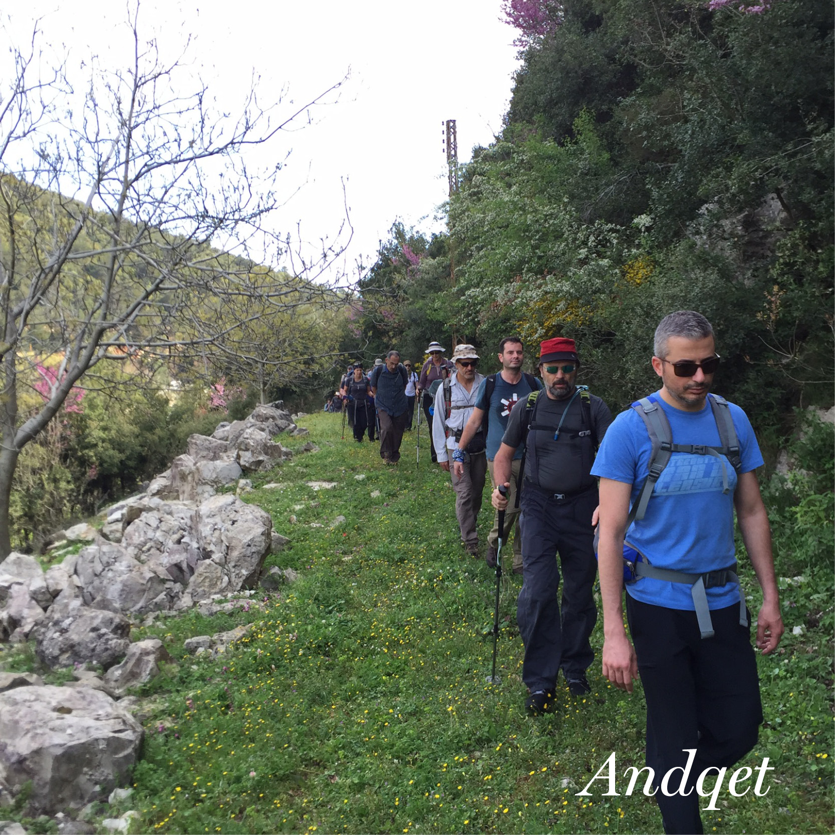 people hiking in Andqet